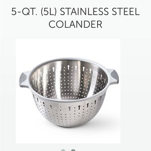 Pampered chef 5 qt (5L) stainless steel colander. New in box